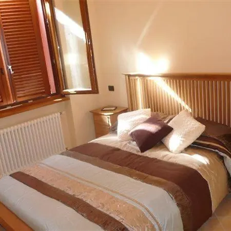 Sleeps 8 Pool Semesterbostad *