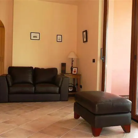 Sleeps 8 Pool *